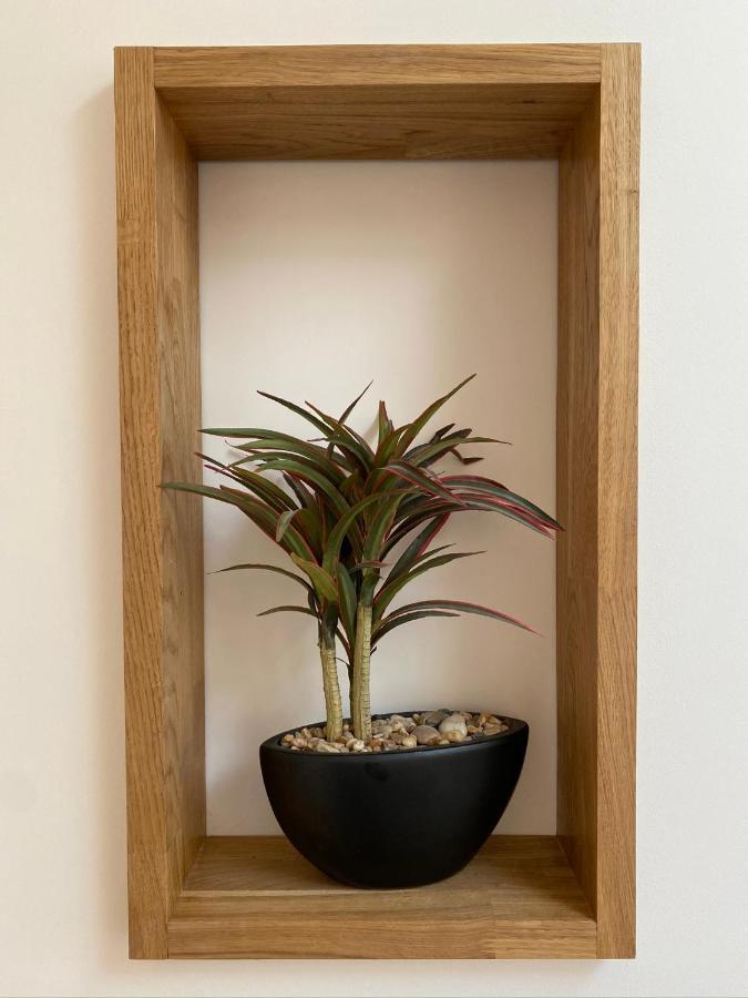 בורהמווד Lovely And Modern Studio Apartment. מראה חיצוני תמונה