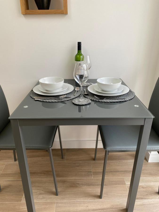 בורהמווד Lovely And Modern Studio Apartment. מראה חיצוני תמונה